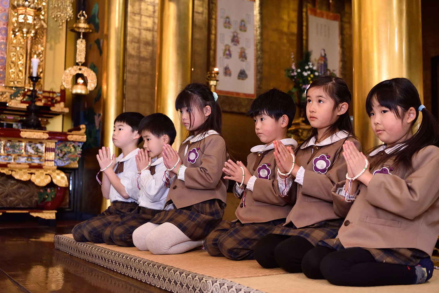 聖徳幼稚園 制服 赤ベスト 130㎝